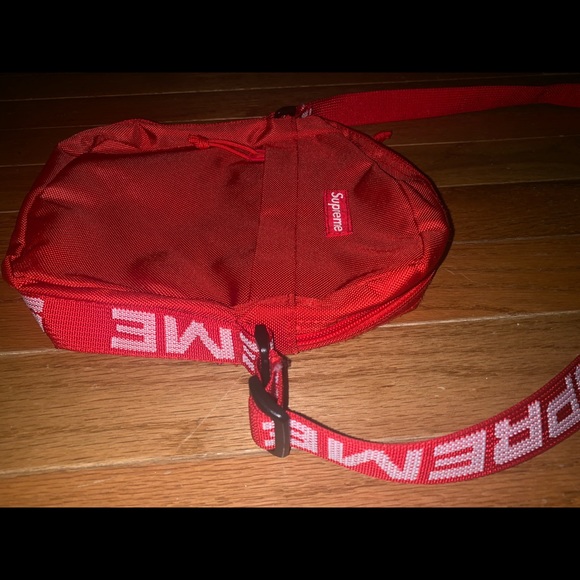 Supreme Shoulder Bag (SS18’) - Picture 2 of 4